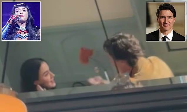 102489183-0-image-a-2_1758918225589