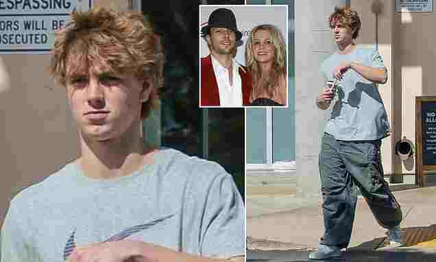 103226587-0-image-a-16_1761158217649