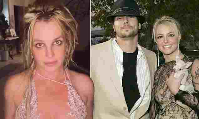 103534027-0-image-a-22_1762129617150