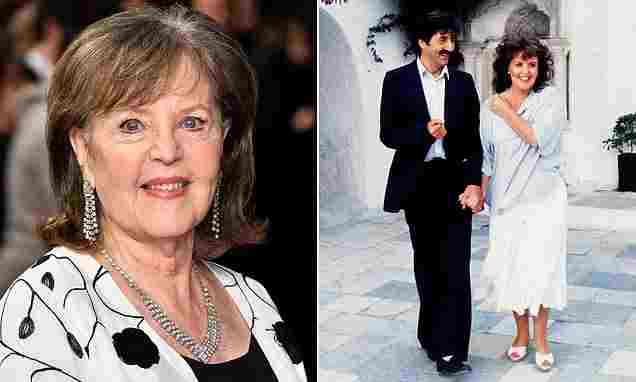 103661075-0-image-a-41_1762453836684