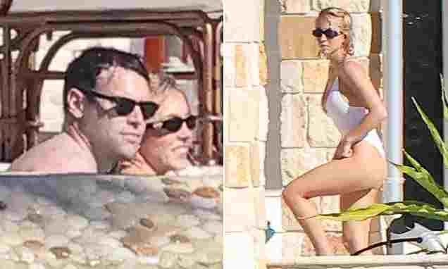 104183981-0-image-a-55_1764100996080