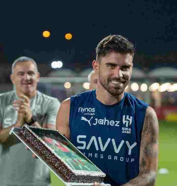 Screenshot_20251223-044646~2