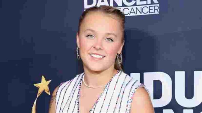 TRENDING_JOJO_SIWA_HEALTH_UPDATE_2472370755648_560x315_2472371267700